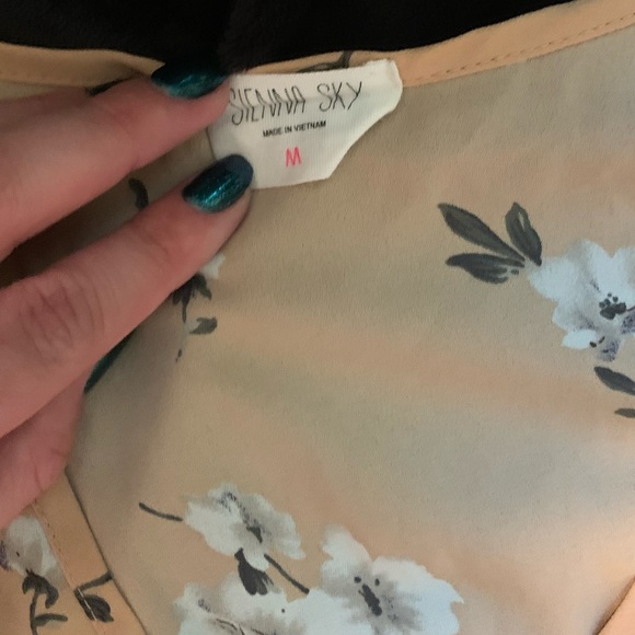 Cream pink floral print jumpsuit v neck waist tie - Picture 3 of 3